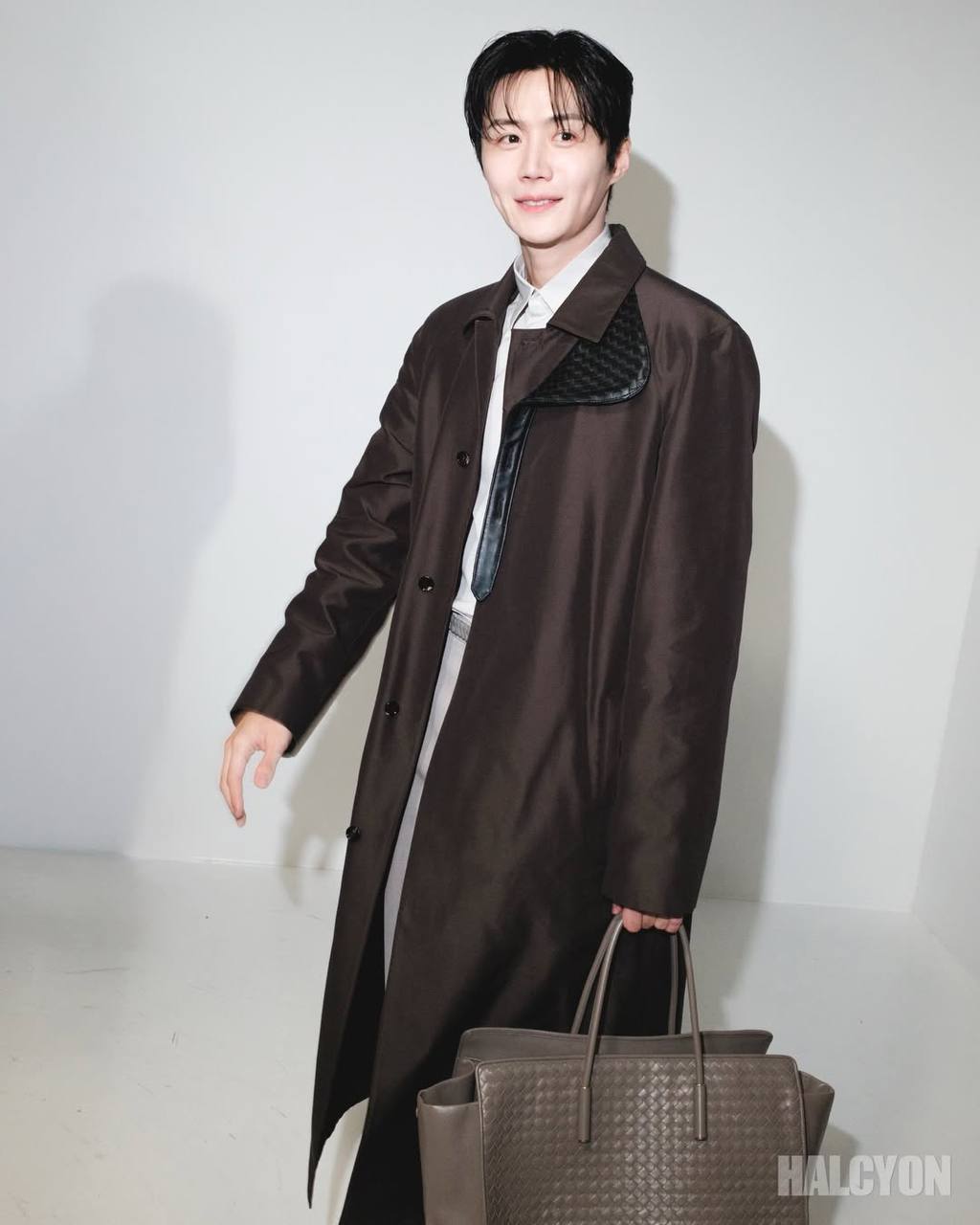 Kim Seon Ho si&ecirc;u cấp đẹp trai, Lee Young Ae - Moon Ga Young sang ng&uacute;t ng&agrave;n tại event của Bottega- Ảnh 8.