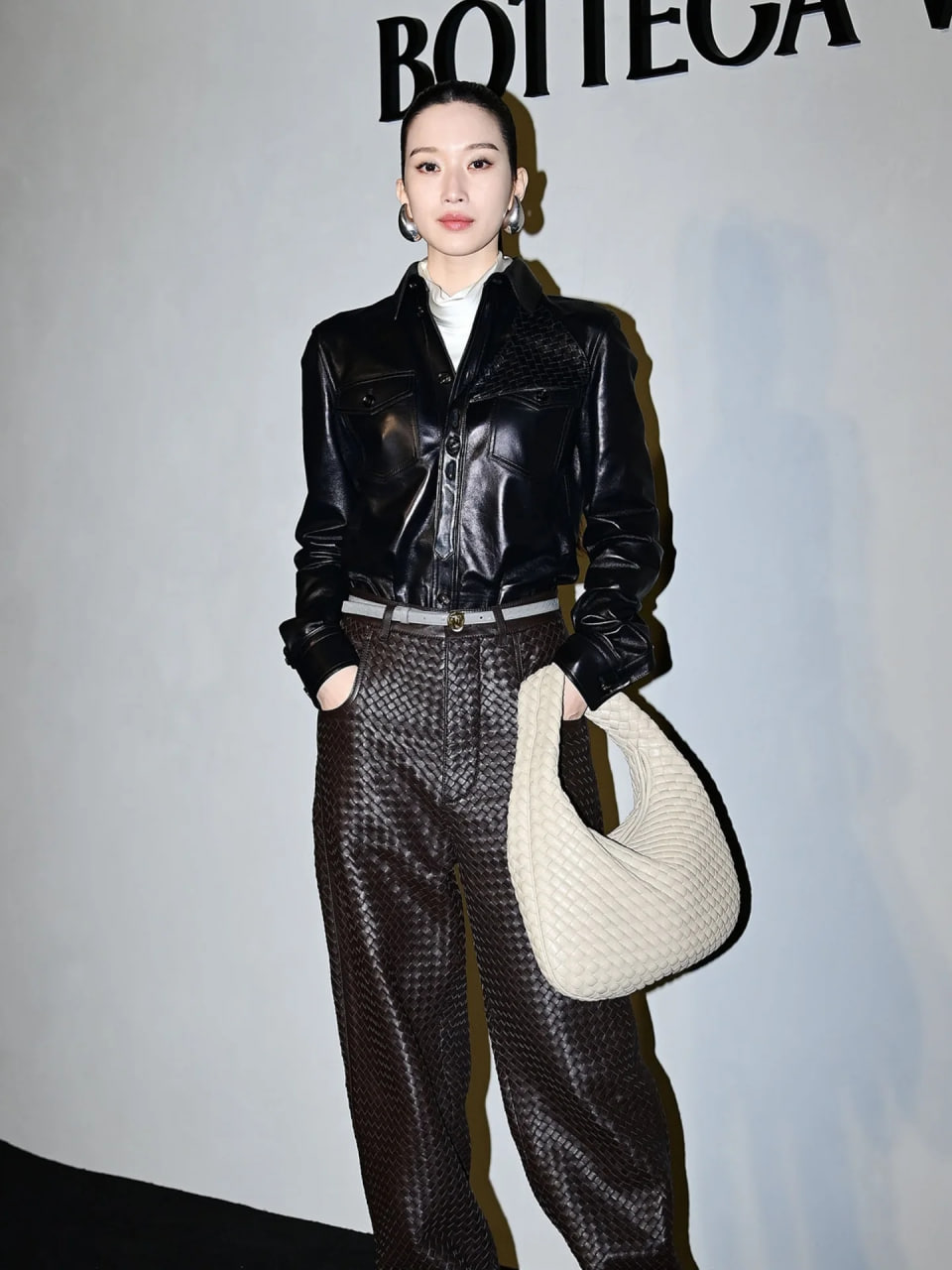 Kim Seon Ho si&ecirc;u cấp đẹp trai, Lee Young Ae - Moon Ga Young sang ng&uacute;t ng&agrave;n tại event của Bottega- Ảnh 12.