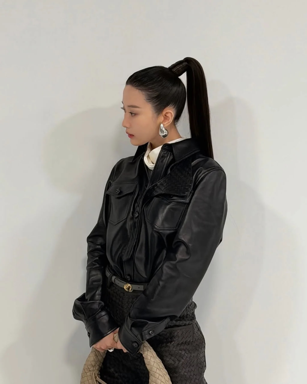 Kim Seon Ho si&ecirc;u cấp đẹp trai, Lee Young Ae - Moon Ga Young sang ng&uacute;t ng&agrave;n tại event của Bottega- Ảnh 11.