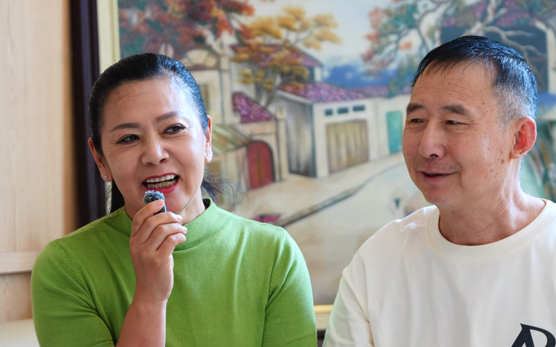 Bố mẹ chồng Trung Quốc sang gặp nàng dâu Việt bị liệt tứ chi: Hành động bất ngờ trong bữa cơm- Ảnh 5.