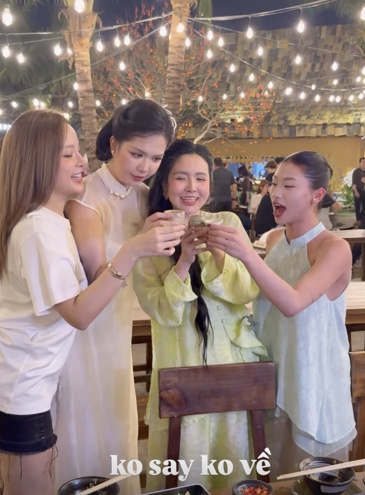 Louis Phạm xinh thật đấy, chung khung h&igrave;nh với Ngọc Trinh, Hoa hậu Thanh Thuỷ vẫn kh&ocirc;ng l&eacute;p vế, c&ograve;n được khen nức nở- Ảnh 9.