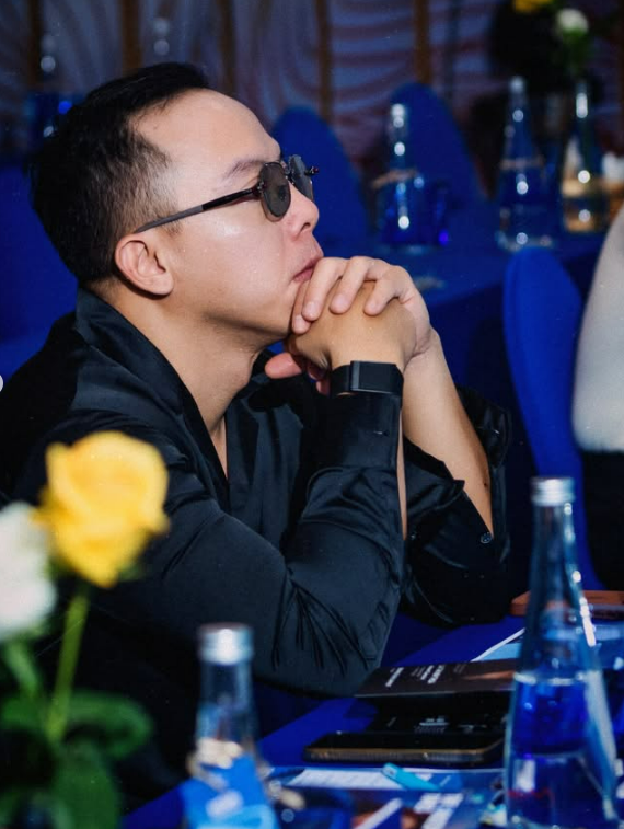 Touliver sau khi ly h&ocirc;n T&oacute;c Ti&ecirc;n- Ảnh 2.