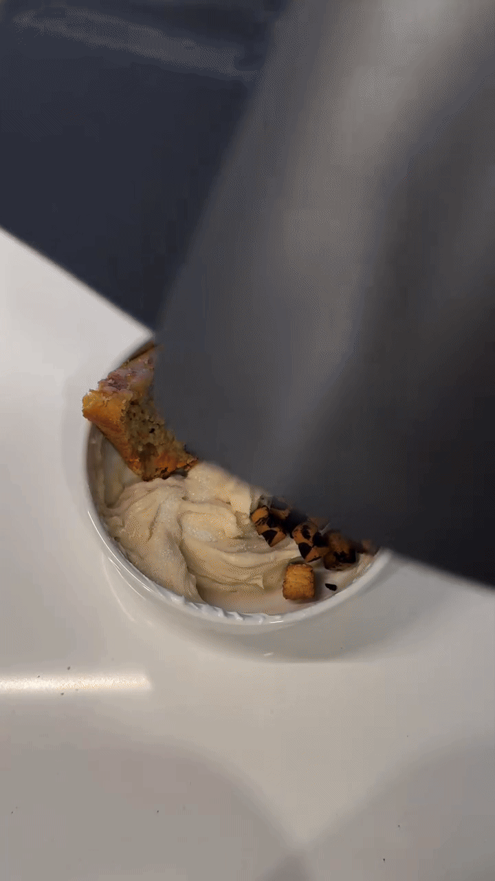 Từ bộ xương kh&ocirc; trở n&ecirc;n tr&agrave;n đầy sức sống: H&agrave;nh tr&igrave;nh chữa l&agrave;nh của c&ocirc; g&aacute;i từng bị c&acirc;n nặng kiểm so&aacute;t cả cuộc đời- Ảnh 11.