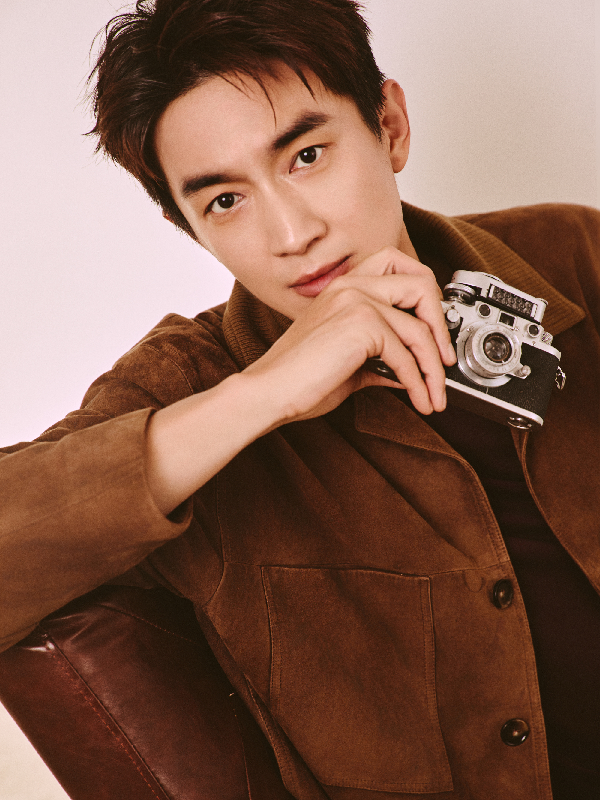 Địa chấn Cbiz đầu năm: Hot girl Địa chấn Cbiz đầu năm: Hot girl