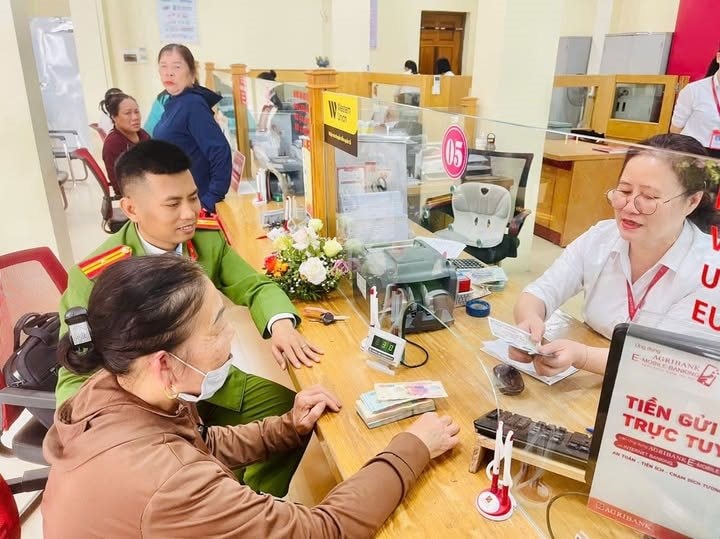 Ph&aacute;t hiện người phụ nữ SN 1957 b&aacute;n 6 chỉ v&agrave;ng rồi tới NH Agribank để chuyển khoản, c&ocirc;ng an Sầm Sơn khẩn trương t&igrave;m kiếm- Ảnh 1.