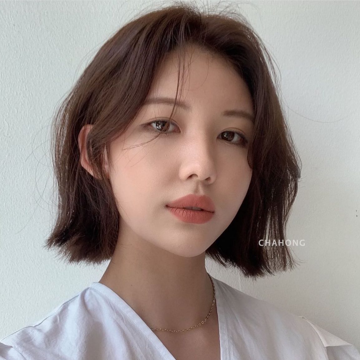 4 kiểu tóc ngắn phù hợp với mọi gương mặt, giúp năm mới đột phá nhan sắc- Ảnh 2. 4 kiểu tóc ngắn phù hợp với mọi gương mặt, giúp năm mới đột phá nhan sắc- Ảnh 2.