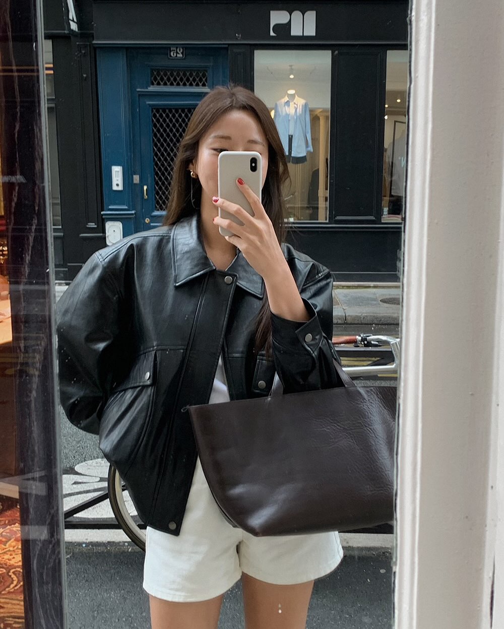 Mặc blazer m&atilde;i cũng ch&aacute;n, chị em n&ecirc;n sắm 4 kiểu &aacute;o kho&aacute;c n&agrave;y để style s&agrave;nh điệu tươi mới hơn- Ảnh 3.