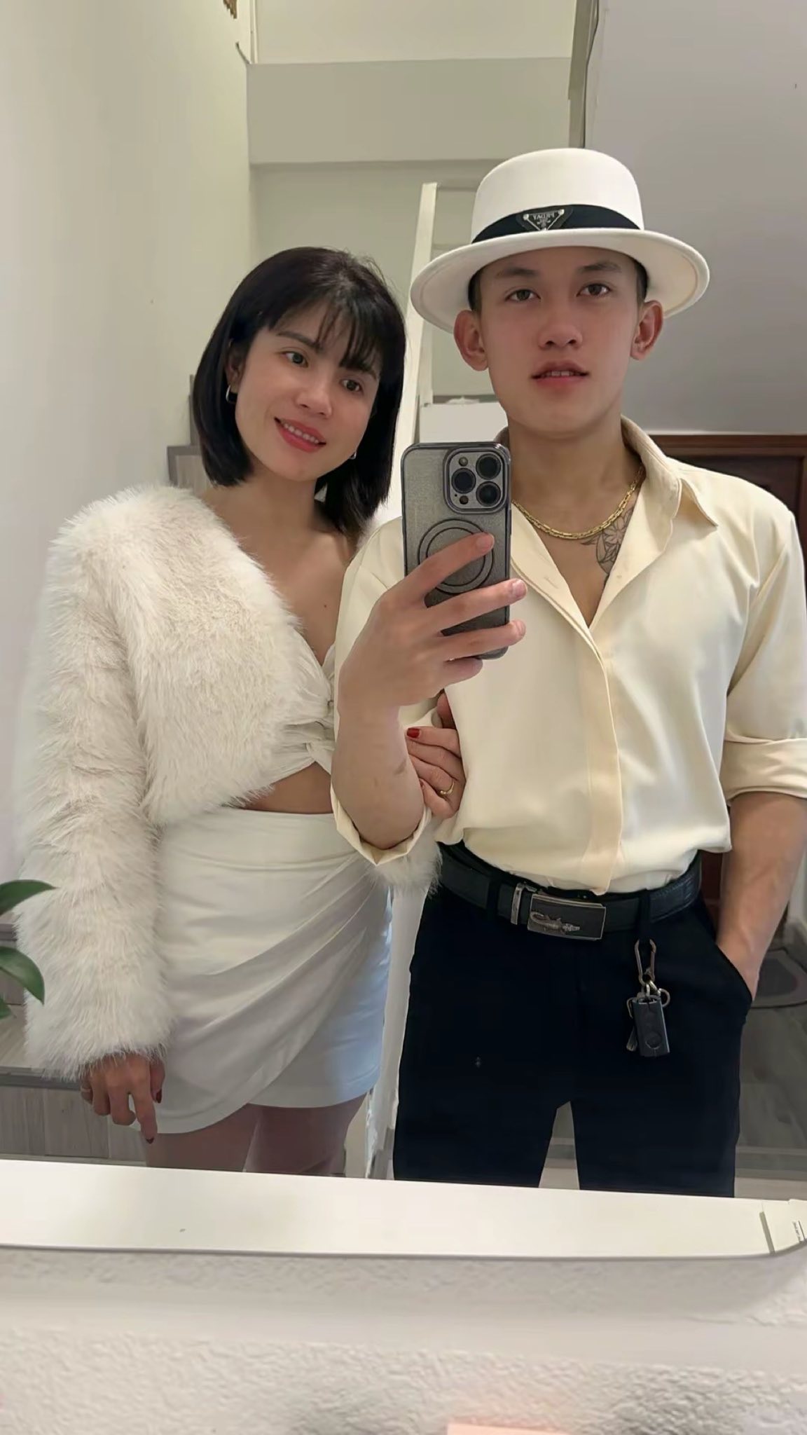 Quen nhau ở qu&aacute;n ăn đ&ecirc;m, "tổng t&agrave;i" 19 tuổi cua lu&ocirc;n chị nh&acirc;n vi&ecirc;n 39 tuổi, giờ nổi tiếng nhất Chợ Đ&agrave; Lạt- Ảnh 2.