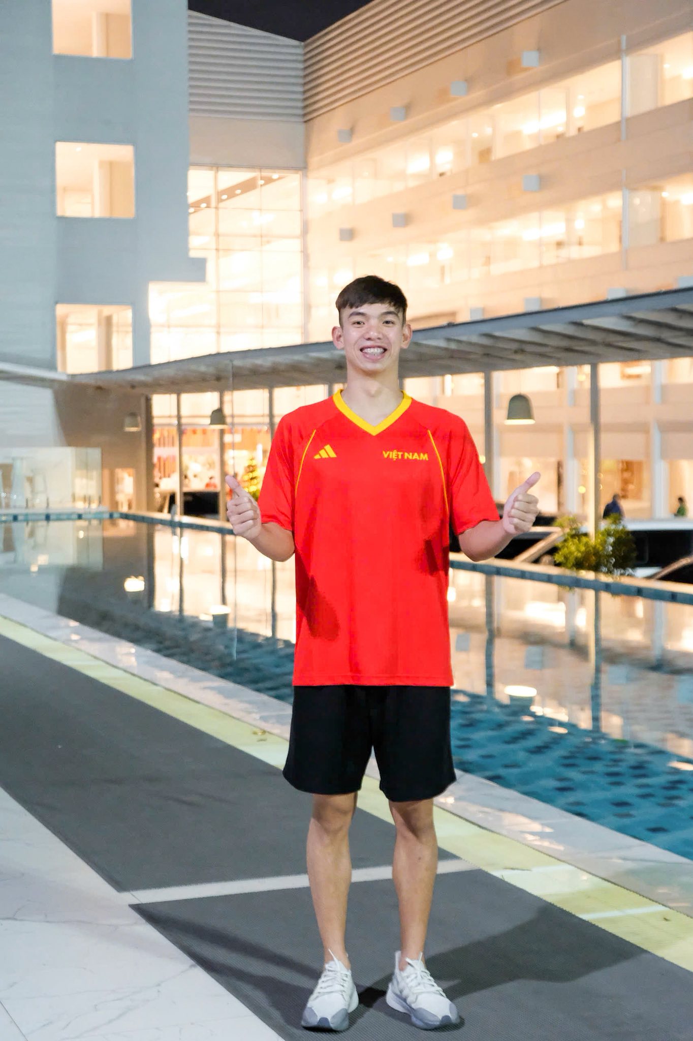 Đầu năm hotgirl b&oacute;ng chuyền c&ocirc;ng khai hẹn h&ograve; si&ecirc;u k&igrave;nh ngư Việt Nam toả s&aacute;ng tại SEA Games, chuyện t&igrave;nh 