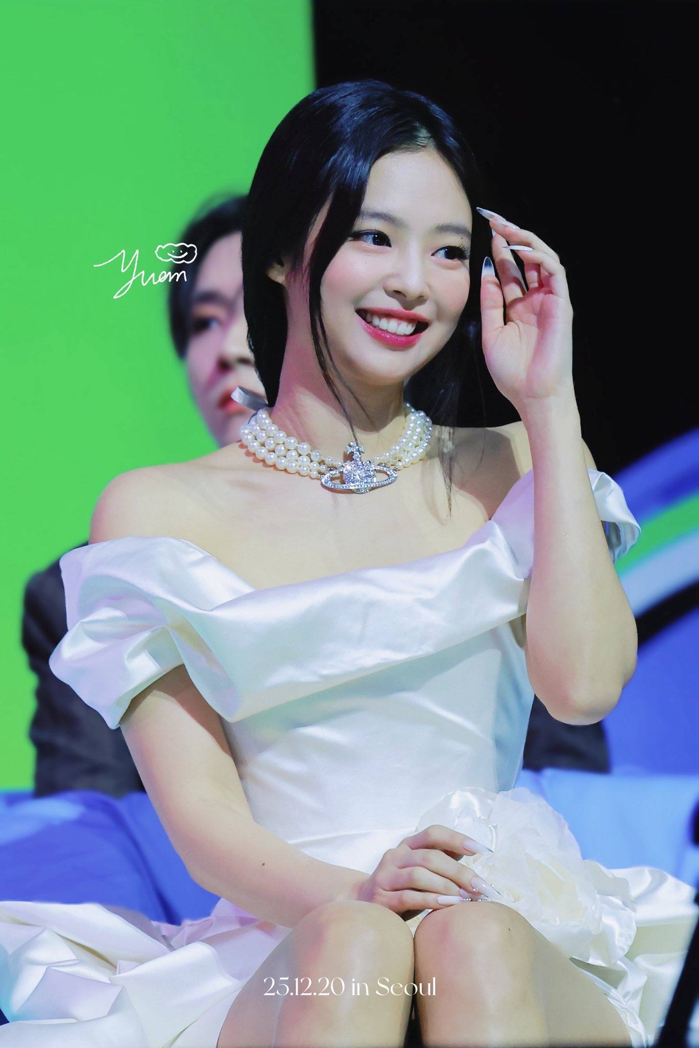 G-DRAGON c&oacute; thể th&acirc;n mật với bất kỳ th&agrave;nh vi&ecirc;n BLACKPINK n&agrave;o, trừ một người- Ảnh 12.