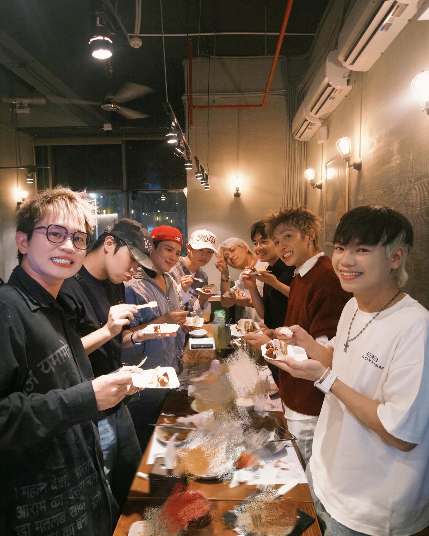 1 thứ khiến dàn Anh Trai Say Hi không thể thay lòng đổi dạ- Ảnh 1. 1 thứ khiến dàn Anh Trai Say Hi không thể thay lòng đổi dạ- Ảnh 1.