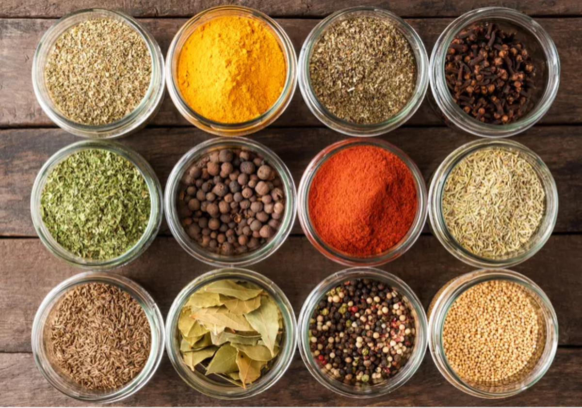 5 loại gia vị n&ecirc;n c&oacute; trong nh&agrave; để hỗ trợ giảm c&acirc;n