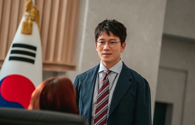 Xuất hiện phim Hàn xem thì ức chế mà bỏ thì không nỡ, nam chính là ông hoàng rating diễn đỉnh cực kỳ- Ảnh 2. Xuất hiện phim Hàn xem thì ức chế mà bỏ thì không nỡ, nam chính là ông hoàng rating diễn đỉnh cực kỳ- Ảnh 2.