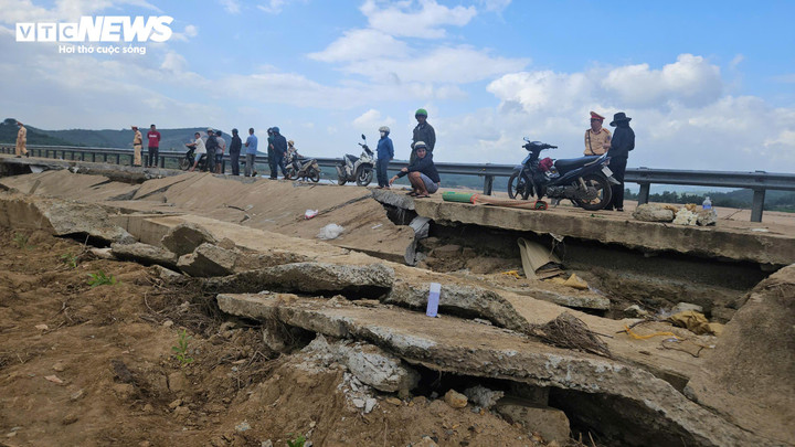 Sau vụ sập bờ k&egrave; l&agrave;m 4 người chết, Chủ tịch Đắk Lắk ra c&ocirc;ng điện khẩn- Ảnh 1.