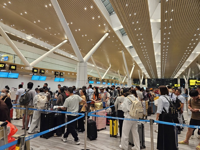 M&aacute;y bay mới li&ecirc;n tục về Việt Nam, gi&aacute; v&eacute; Tết c&oacute; hạ?- Ảnh 3.