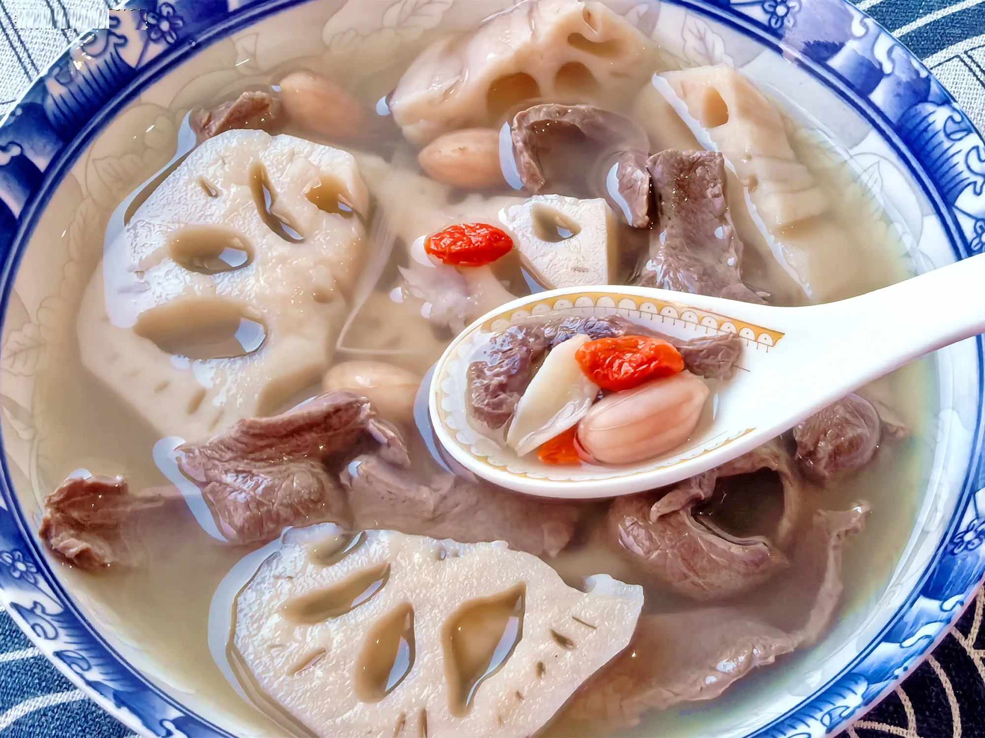 3 phần thịt lợn bổ dưỡng nhất khi trời lạnh: Ăn đ&uacute;ng vừa ấm người, vừa tốt cho ti&ecirc;u h&oacute;a v&agrave; sức đề kh&aacute;ng- Ảnh 2.