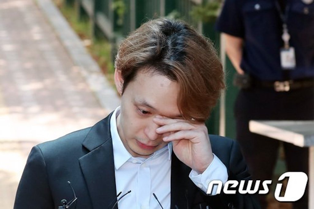 Park Yoochun bị hủy hoại gương mặt đẹp trai v&igrave; chất cấm- Ảnh 4.