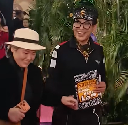 MC Thanh Bạch c&ocirc;ng khai bạn đời ở tuổi U70?- Ảnh 2.