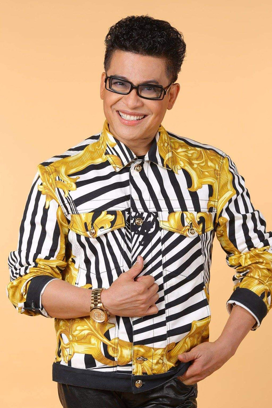 MC Thanh Bạch công khai bạn đời ở tuổi U70?- Ảnh 5. MC Thanh Bạch công khai bạn đời ở tuổi U70?- Ảnh 5.