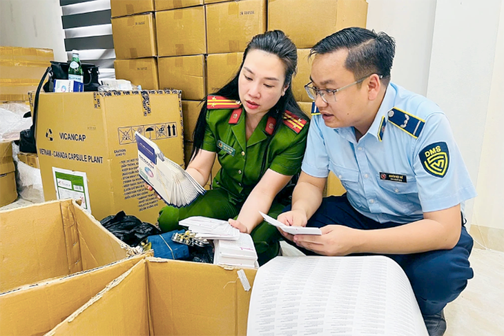 Bóc trần loạt vụ mỹ phẩm, sữa, thực phẩm chức năng giả- Ảnh 7. Bóc trần loạt vụ mỹ phẩm, sữa, thực phẩm chức năng giả- Ảnh 7.