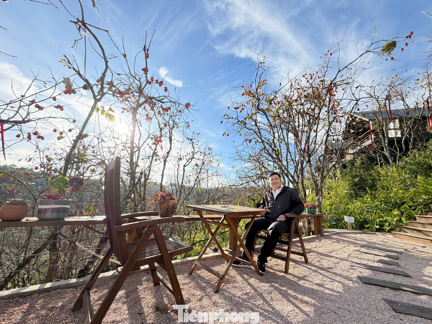 Du kh&aacute;ch n&ocirc; nức check-in giữa vườn hồng chất chill Đ&agrave; Lạt- Ảnh 9.