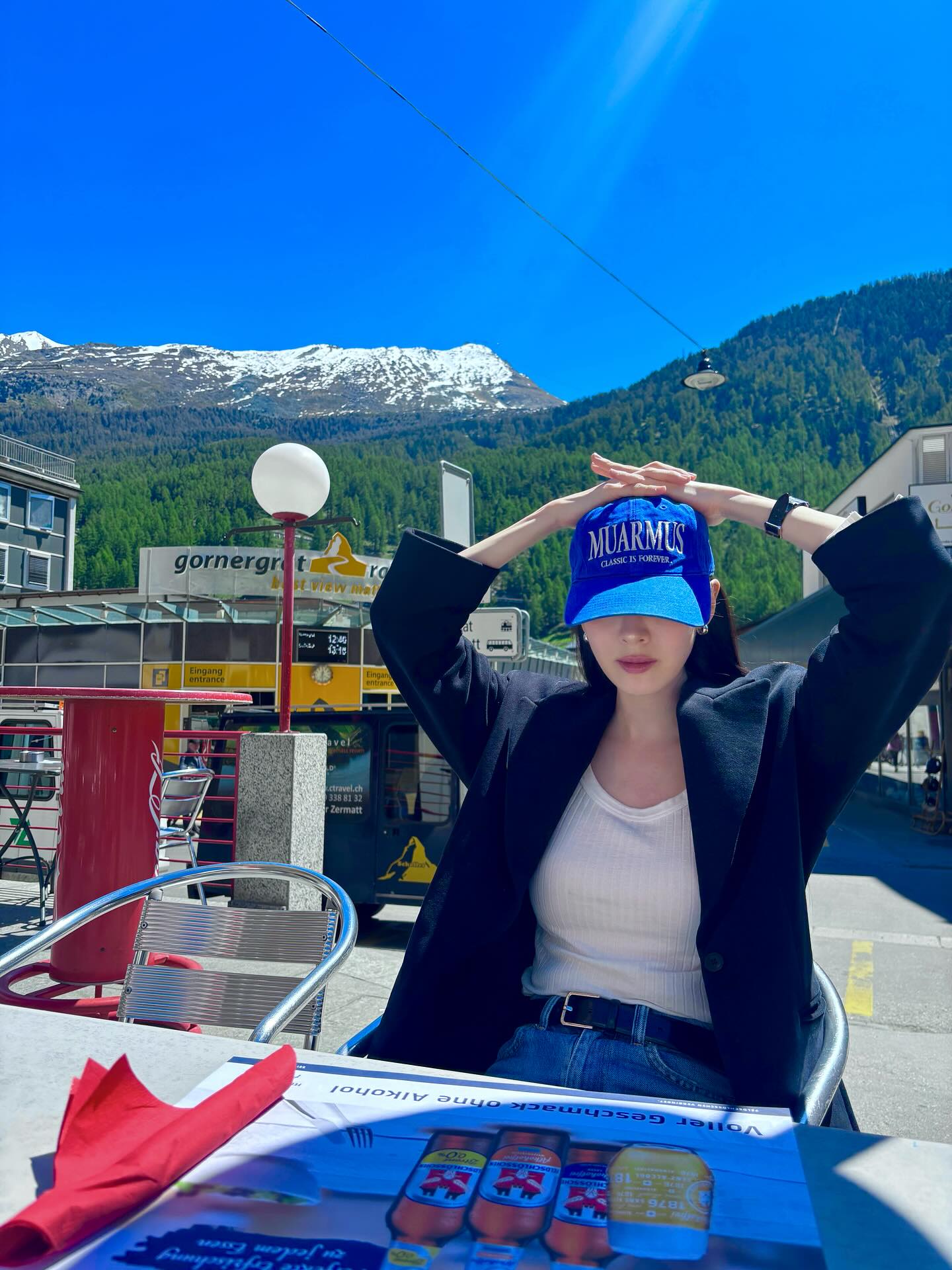 Style của g&aacute;i ngoan nức tiếng Kbiz: U40 trẻ trung bất bại nhờ 5 c&ocirc;ng thức diện đồ- Ảnh 4.