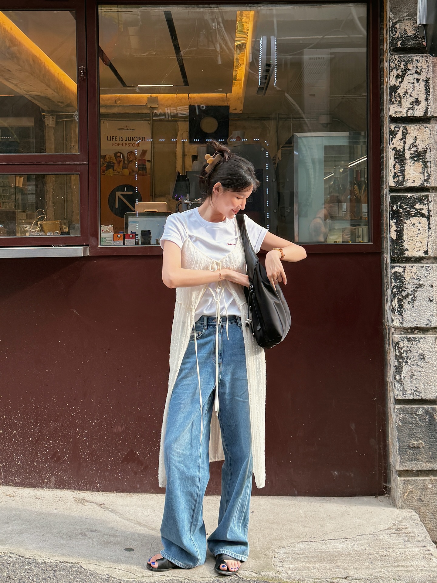 Cách đơn giản nhất để sành điệu hơn chính là mặc đồ màu trắng- Ảnh 5. Cách đơn giản nhất để sành điệu hơn chính là mặc đồ màu trắng- Ảnh 5.