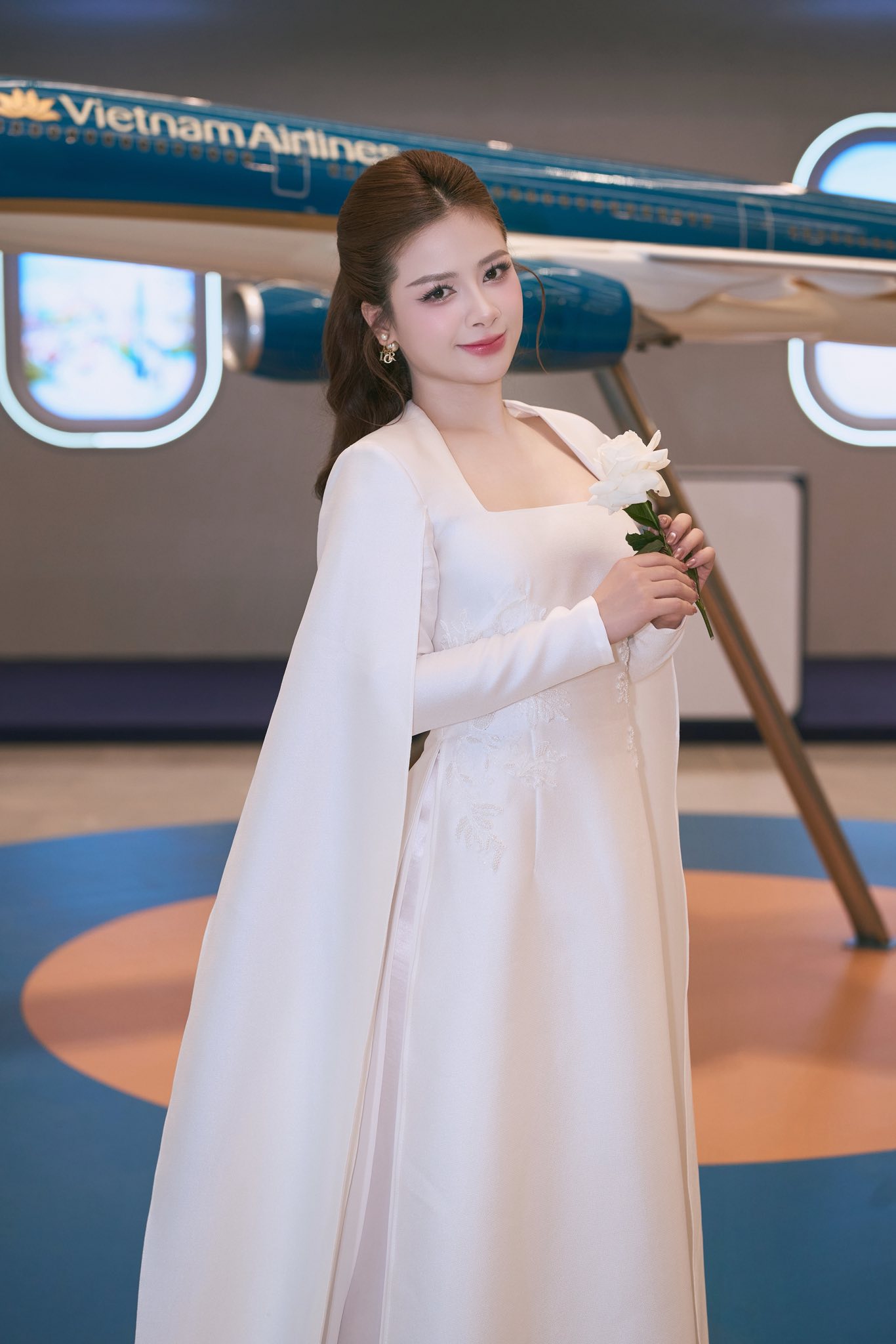 Giảng vi&ecirc;n thanh nhạc đắt show nhất Việt Nam: Thủ khoa trường nghệ thuật, sự nghiệp lẫn nhan sắc đều l&ecirc;n hương- Ảnh 3.