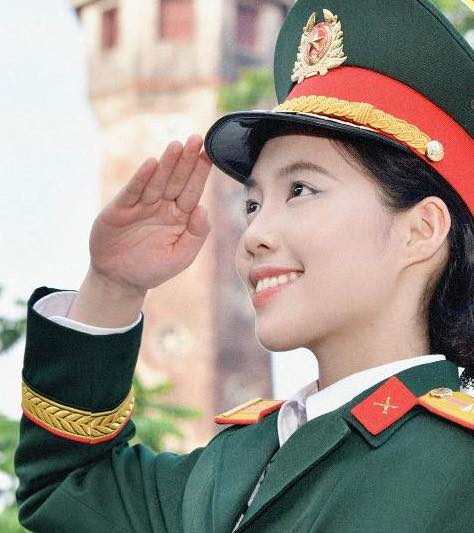 Đình Bắc tíu tít nói cười cùng Á hậu Châu Anh, netizen rần rần Đình Bắc tíu tít nói cười cùng Á hậu Châu Anh, netizen rần rần