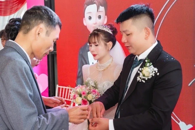 Chồng mất v&igrave; tai nạn, người phụ nữ t&aacute;i h&ocirc;n sau 6 năm ở vậy nu&ocirc;i con: Bất ngờ h&agrave;nh động của bố mẹ chồng cũ- Ảnh 2.