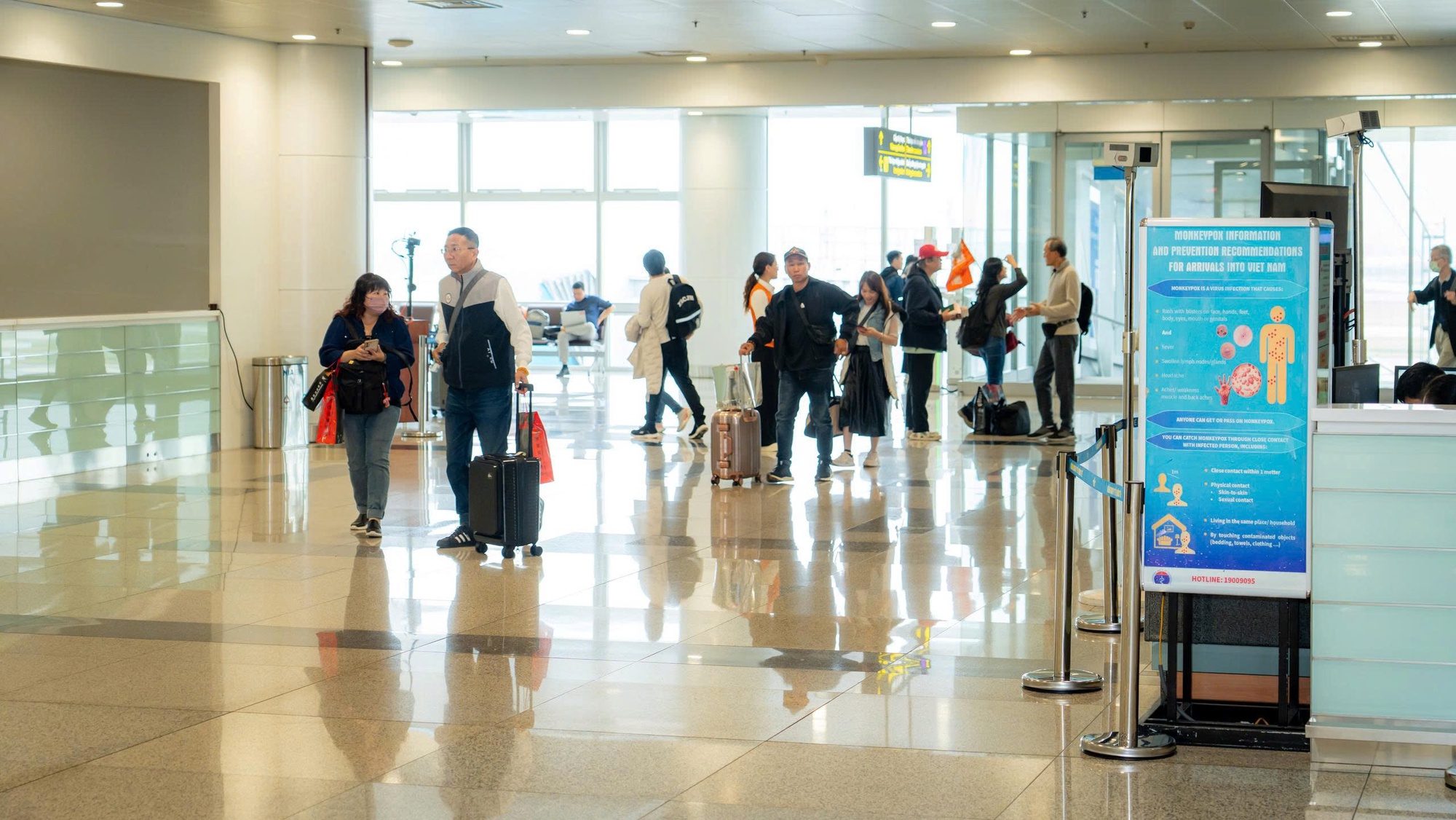 Ngăn chặn virus Nipah: Cận cảnh m&aacute;y qu&eacute;t hồng ngoại hiện đại tại s&acirc;n bay Nội B&agrave;i- Ảnh 4.