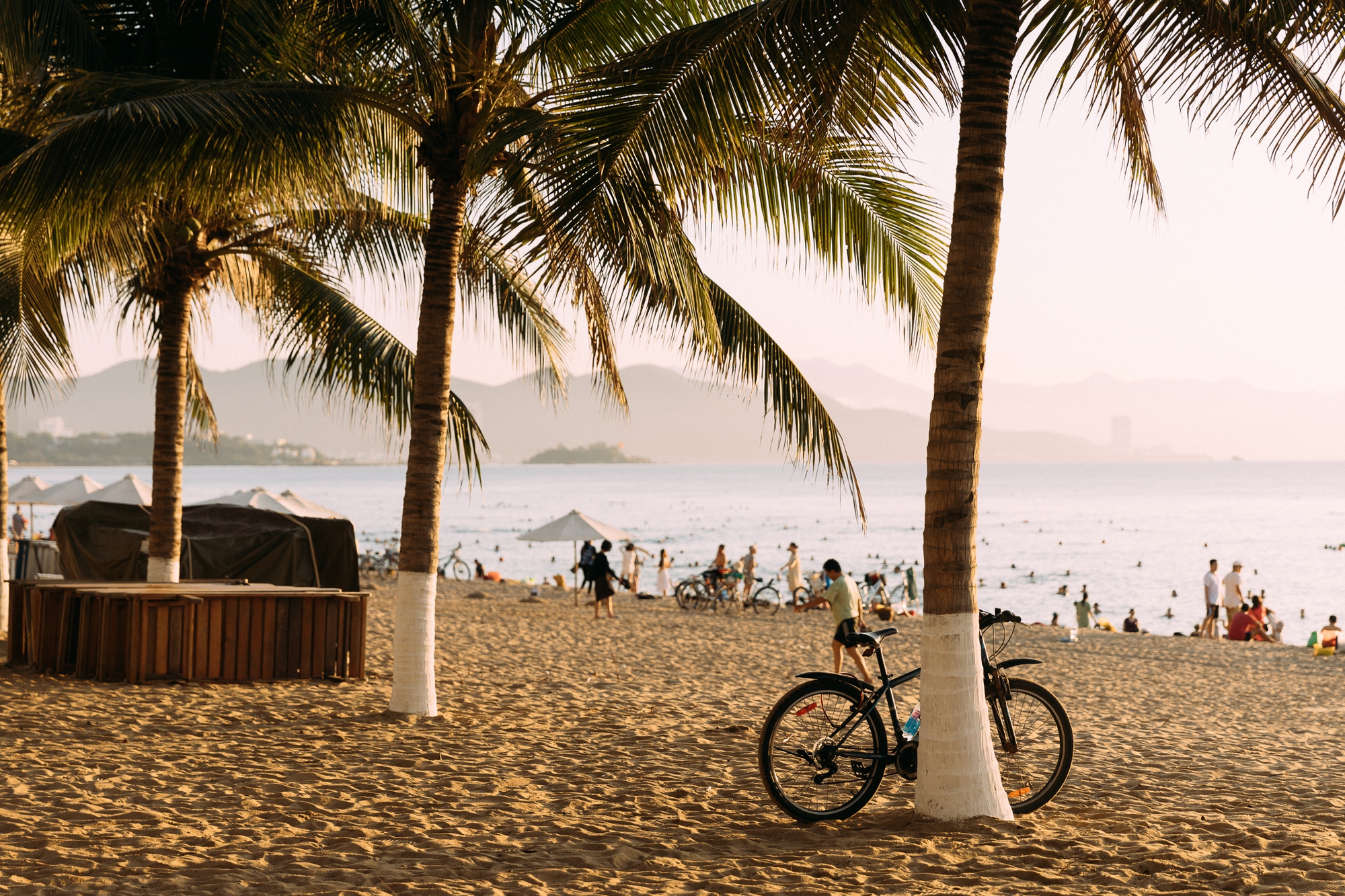 Ở Nha Trang 3 th&aacute;ng đi bộ bằng 8 năm ở H&agrave; Nội- Ảnh 2.