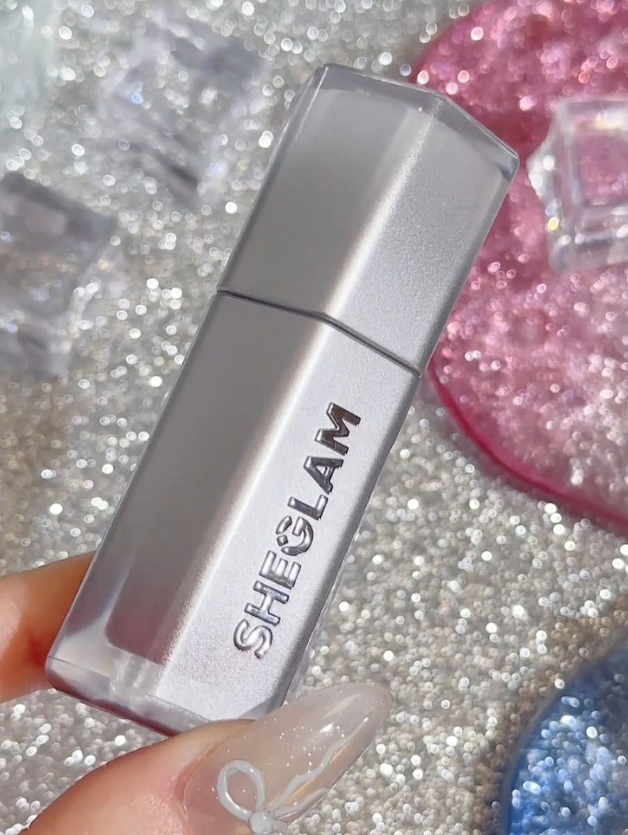 Thỏi son bóng lâu trôi khiến MXH rần rần: Màu xinh, giá chưa đến 150K và siêu nhiều ưu điểm để bạn thích- Ảnh 3.