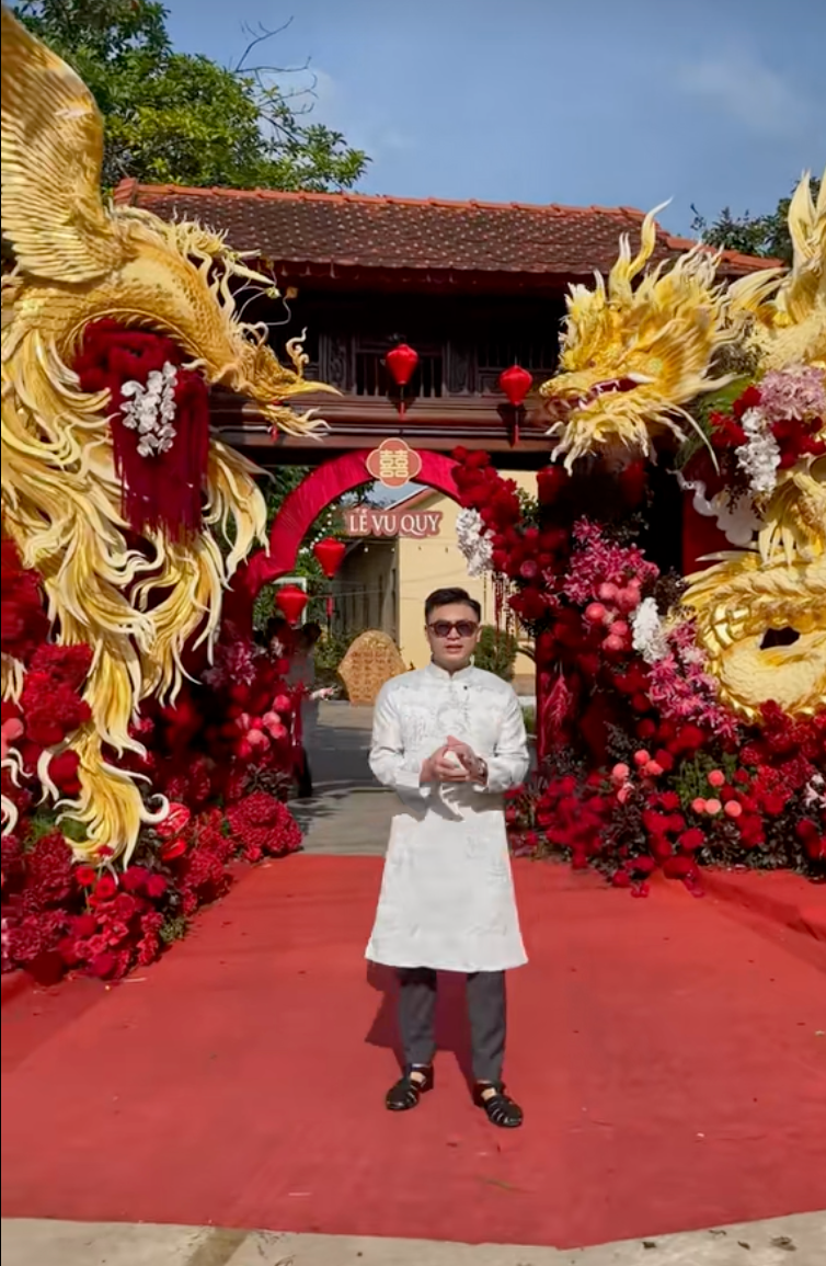 Đ&aacute;m cưới Bi&ecirc;n H&ograve;a g&acirc;y ấn tượng mạnh: Kh&ocirc;ng ph&ocirc; trương hồi m&ocirc;n nhưng tư gia nh&agrave; g&aacute;i khiến ai nh&igrave;n cũng "ao ước"- Ảnh 3.