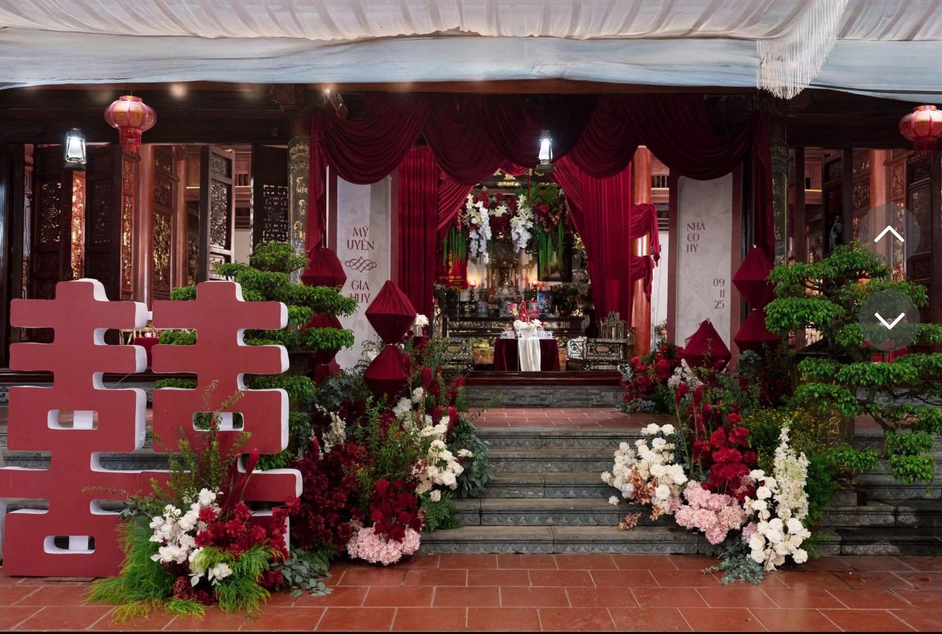 Đ&aacute;m cưới Bi&ecirc;n H&ograve;a g&acirc;y ấn tượng mạnh: Kh&ocirc;ng ph&ocirc; trương hồi m&ocirc;n nhưng tư gia nh&agrave; g&aacute;i khiến ai nh&igrave;n cũng "ao ước"- Ảnh 9.