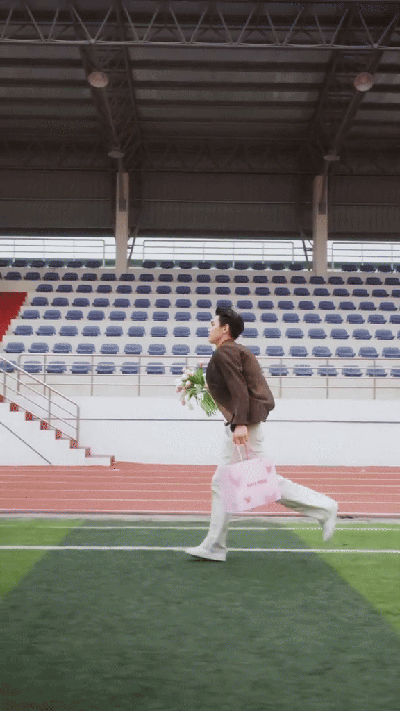 Lần đầu của Đình Bắc khiến nhiều người phát ngại!- Ảnh 4. Lần đầu của Đình Bắc khiến nhiều người phát ngại!- Ảnh 4.