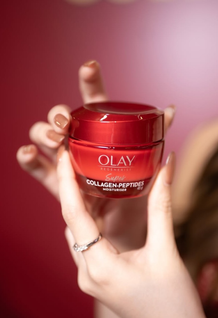 Makeup suốt mà da vẫn căng mướt: Tiểu Vy skincare cực kỹ, tập trung 1 điều chị em nào cũng sợ- Ảnh 9. Makeup suốt mà da vẫn căng mướt: Tiểu Vy skincare cực kỹ, tập trung 1 điều chị em nào cũng sợ- Ảnh 9.