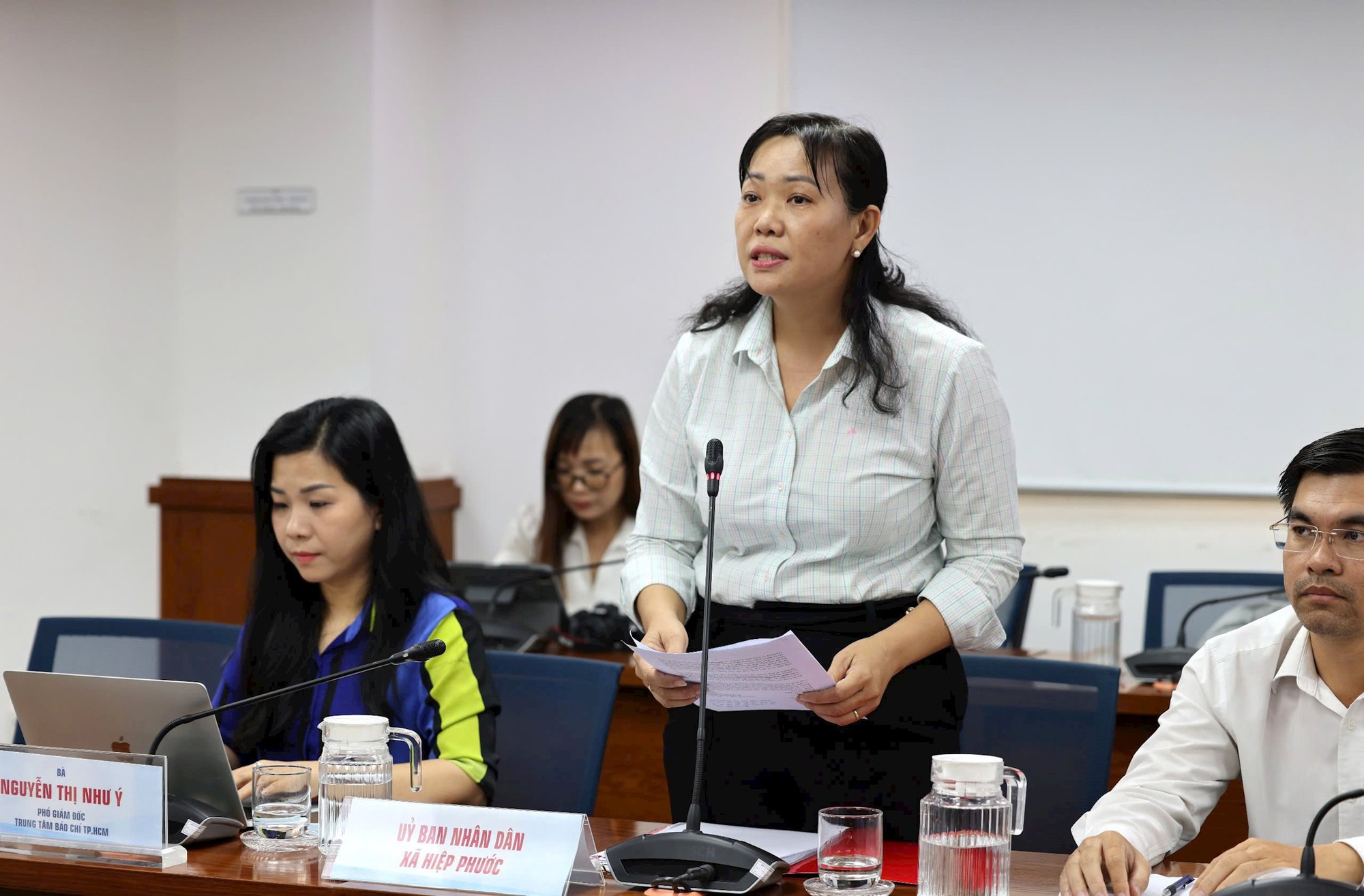 Vụ Sago Food nghi đưa thịt hết hạn v&agrave;o trường học: C&ocirc;ng ty bu&ocirc;n xăng dầu bất ngờ "bẻ l&aacute;i" sang nấu suất ăn học đường chỉ sau 5 th&aacute;ng- Ảnh 2.