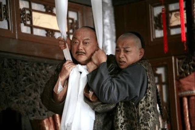 Ảnh thật của H&ograve;a Th&acirc;n được c&ocirc;ng bố: H&eacute; lộ chi tiết khiến đại tham quan khi chết vẫn khiến ho&agrave;ng gia e d&egrave;- Ảnh 4.