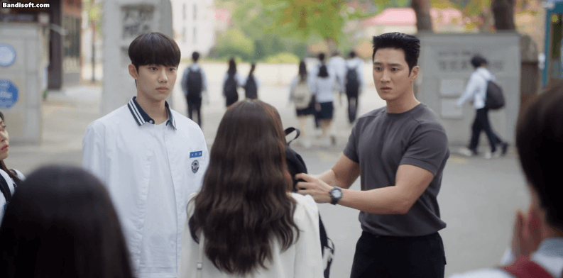 10 lần tr&uacute;ng độc đắc kh&ocirc;ng bằng cưới được tổng t&agrave;i n&agrave;y: Cơ bắp, quyền lực, t&agrave;i lực đủ cả, chị em đổ ầm ầm- Ảnh 4.