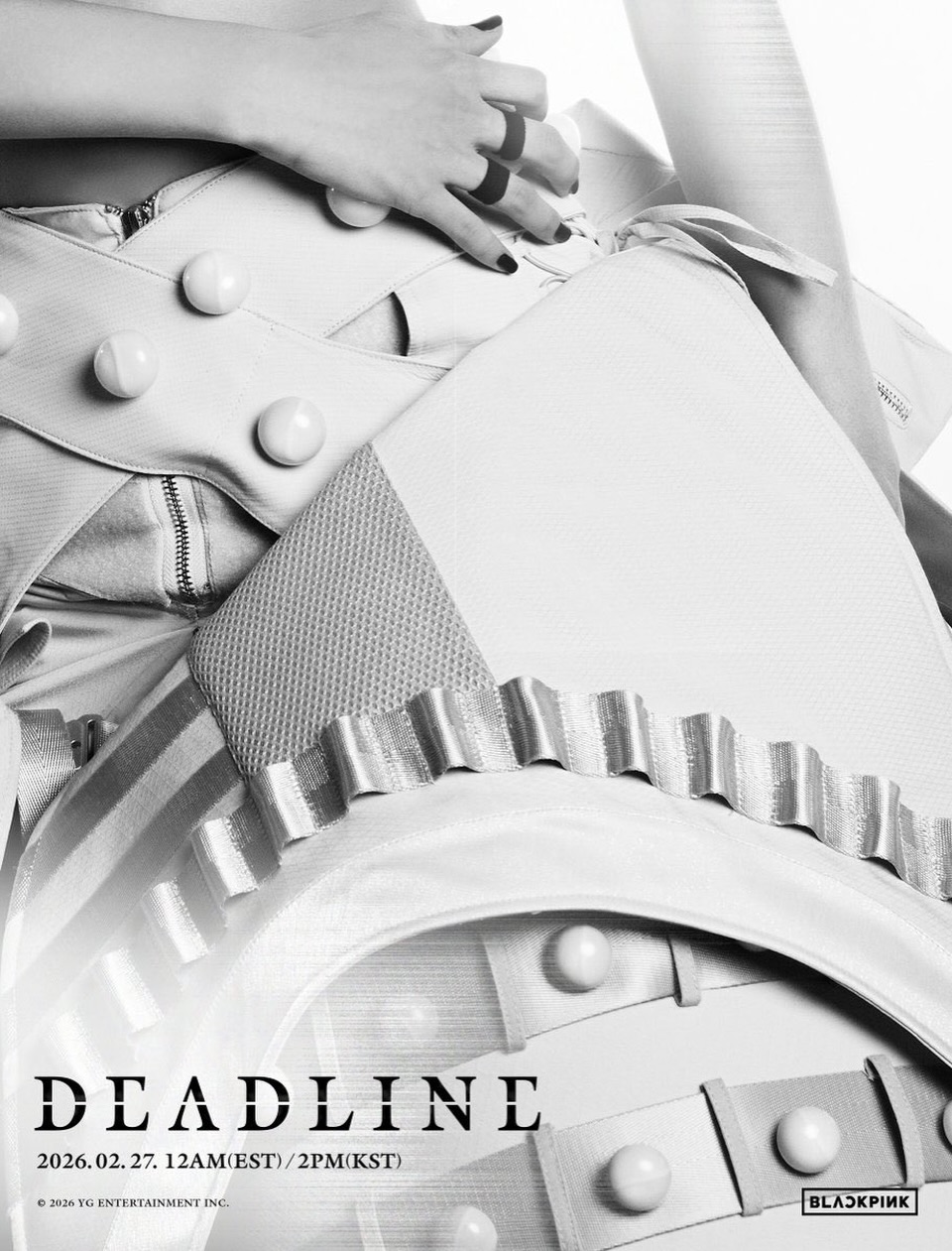 Rosé sắp công bố ảnh váy cưới có 1 không 2- Ảnh 1. Rosé sắp công bố ảnh váy cưới có 1 không 2- Ảnh 1.