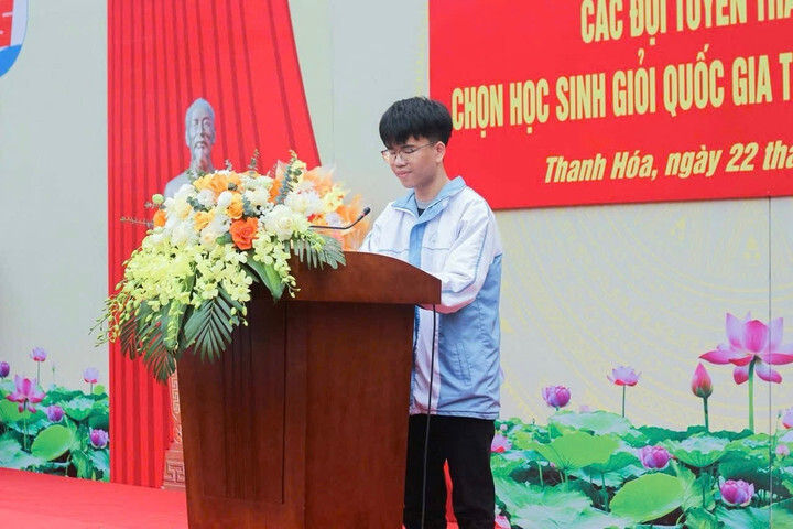 9 thủ khoa học sinh giỏi quốc gia: H&agrave;nh tr&igrave;nh bứt ph&aacute; từ những c&uacute; hụt- Ảnh 5.