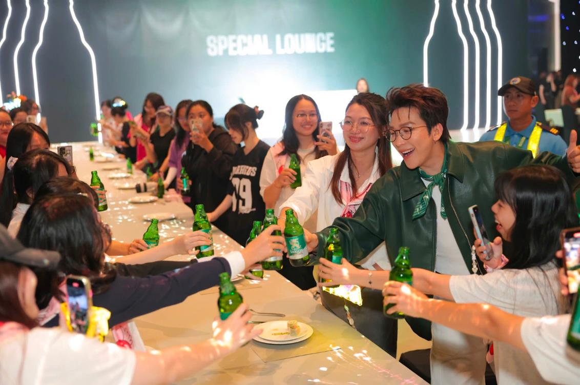 Bùng nổ dấu ấn từ Bia Saigon Special tại Hozo City Tết Fest- Ảnh 3. Bùng nổ dấu ấn từ Bia Saigon Special tại Hozo City Tết Fest- Ảnh 3.