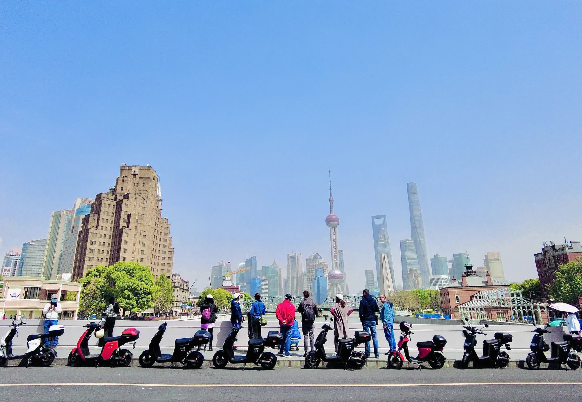 Kh&aacute;ch Việt giật m&igrave;nh với cảnh tượng tr&ecirc;n đường phố Trung Quốc, nhận x&eacute;t: 