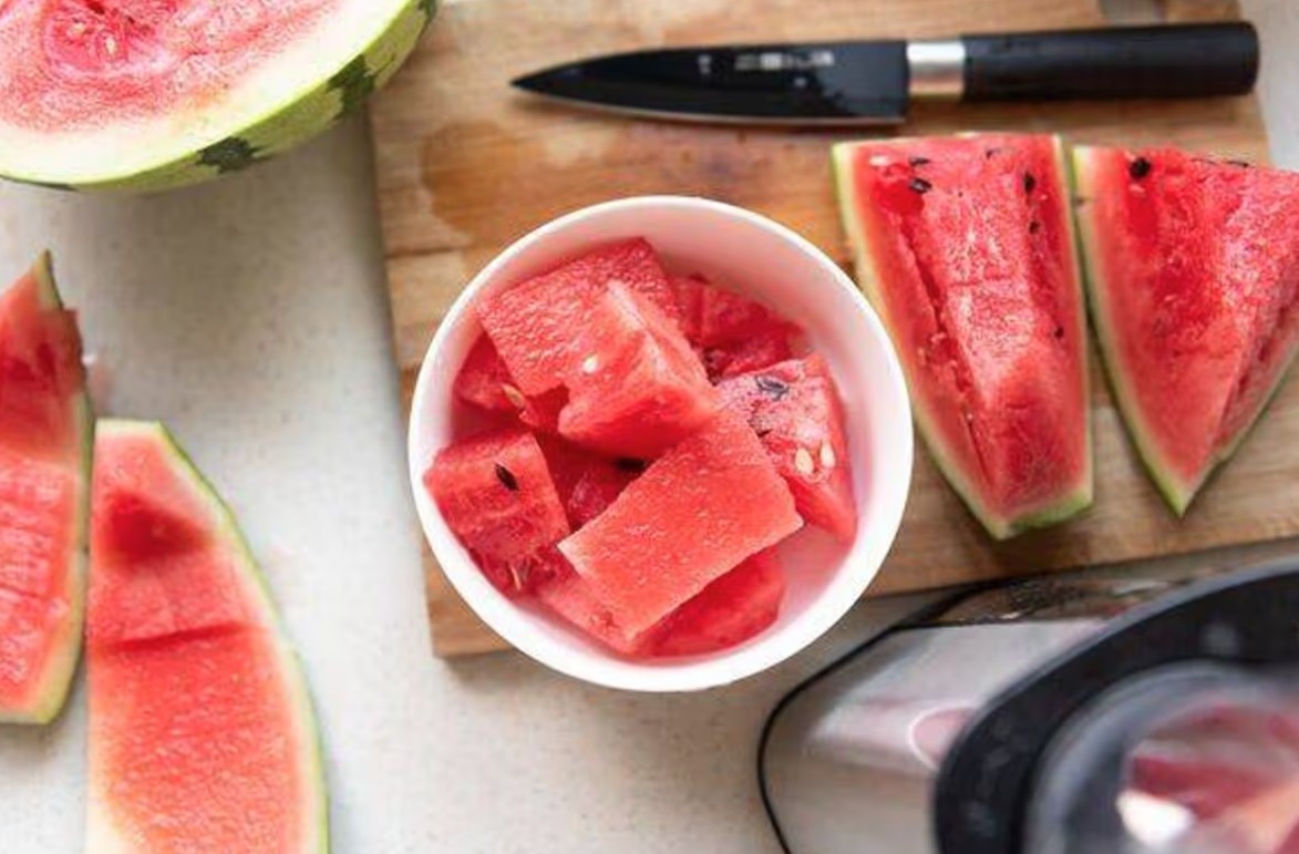 74 tuổi m&agrave; trẻ khỏe như thanh ni&ecirc;n nhờ 1 loại tr&aacute;i c&acirc;y duy nhất- Ảnh 3.