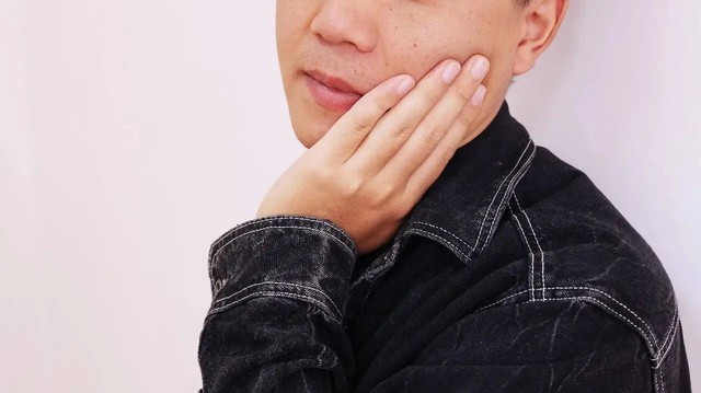 Miệng bỗng xuất hiện 4 dấu hiệu lạ, rất c&oacute; thể dạ d&agrave;y đang 