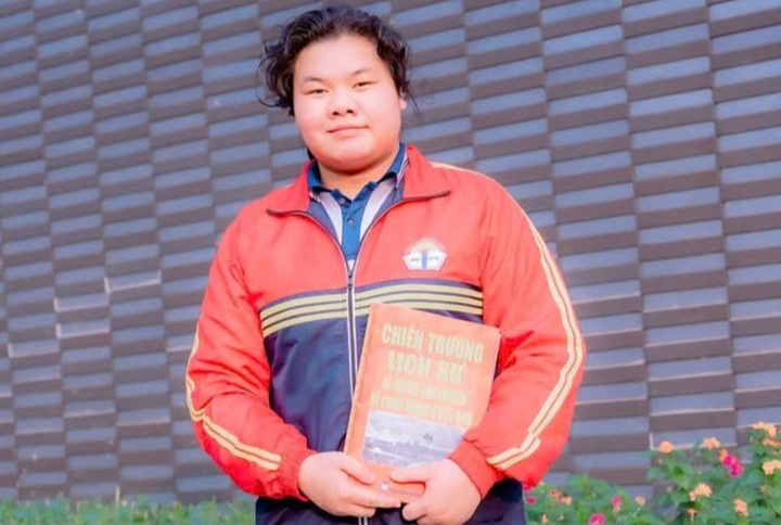 9 thủ khoa học sinh giỏi quốc gia: H&agrave;nh tr&igrave;nh bứt ph&aacute; từ những c&uacute; hụt- Ảnh 9.