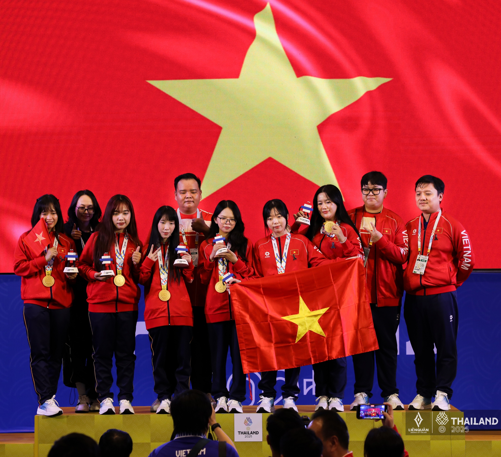 Chuyện của những c&ocirc; g&aacute;i c&aacute; t&iacute;nh, m&ecirc; game d&aacute;m &ldquo;đ&aacute;nh cược thanh xu&acirc;n&rdquo; v&agrave; gi&agrave;nh HCV SEA Games- Ảnh 1.