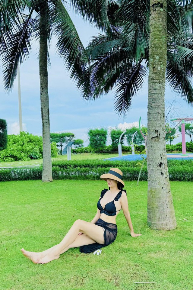 Nhan sắc vợ ch&acirc;n d&agrave;i sinh 5 con cho nam nghệ sĩ đ&igrave;nh đ&aacute;m sở hữu biệt phủ d&aacute;t v&agrave;ng ở H&agrave; Nội- Ảnh 4.