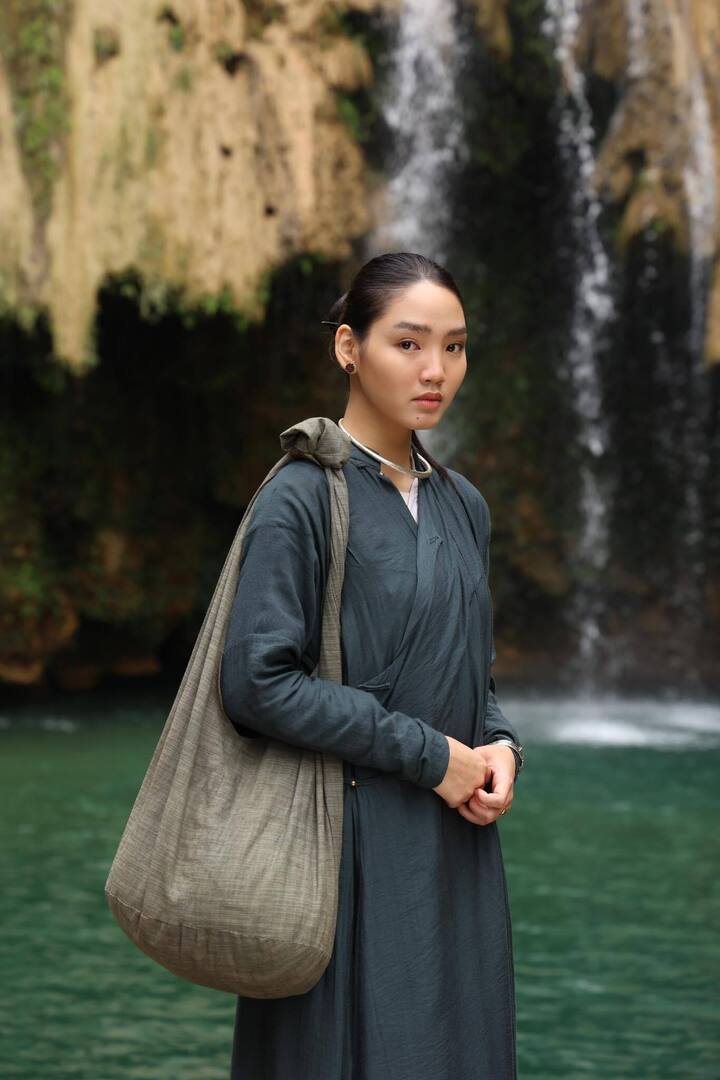 "Mỹ nh&acirc;n trăm tỷ" 18 tuổi đ&oacute;ng ch&iacute;nh trong phim Tết của Trường Giang l&agrave; ai?- Ảnh 5.